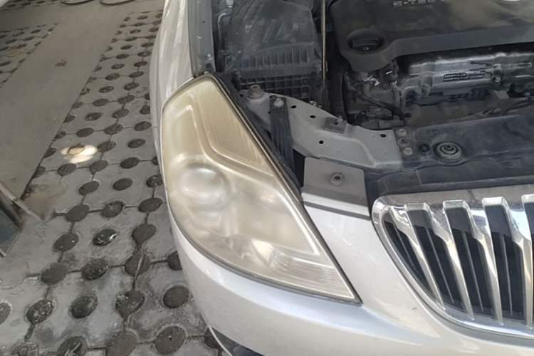 Used Buick Excelle 2013 1.5L Manual Classic Model Right Front Headlight