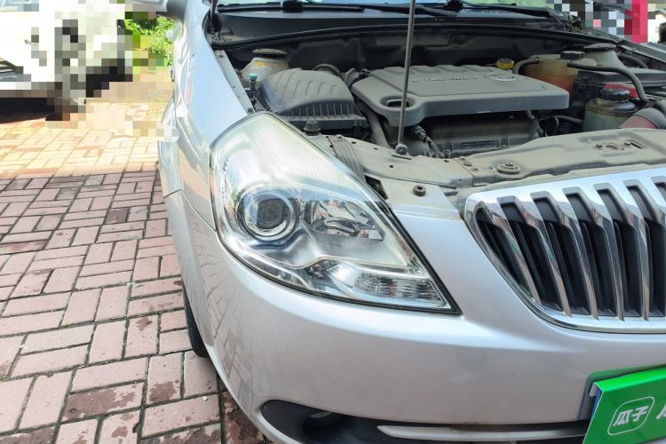 Used Buick Excelle 2013 1.5L Manual Classic Model Right Front Headlight