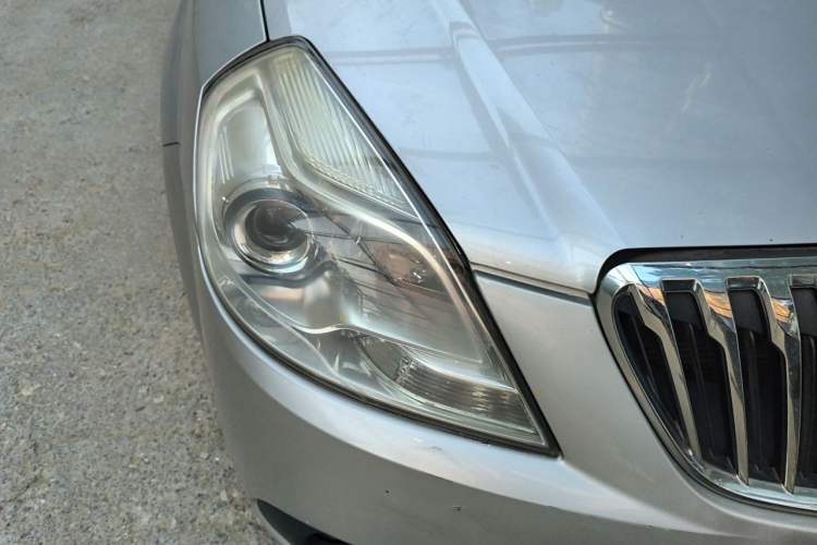 Used Buick Excelle 2013 1.5L Automatic Classic Model Right Front Headlight