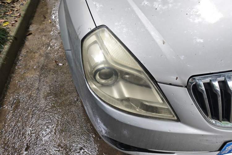 Used Buick Excelle 2013 1.5L Automatic Classic Model Right Front Headlight