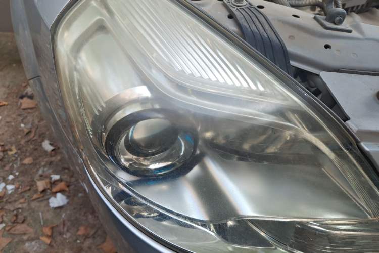 Used Buick Excelle 2013 1.5L Manual Classic Model Right Front Headlight