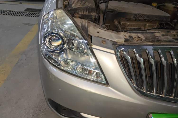 Used Buick Excelle 2013 1.5L Manual Classic Model Right Front Headlight