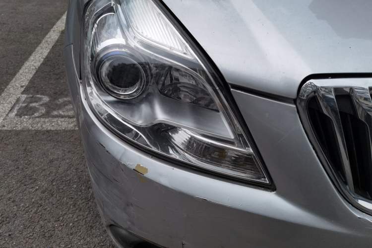 Used Buick Excelle 2013 1.5L Automatic Classic Model Right Front Headlight