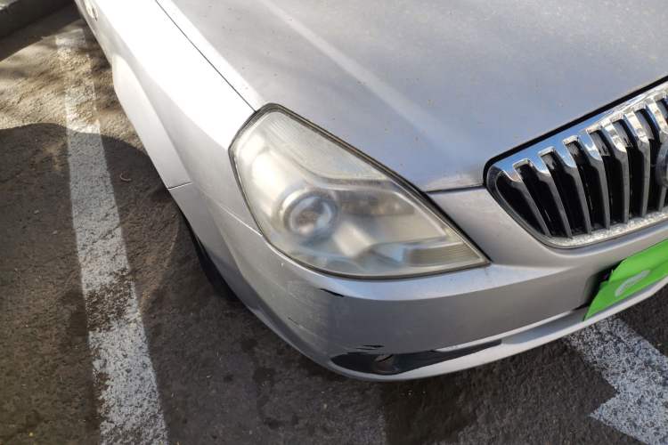 Used Buick Excelle 2013 1.5L Automatic Classic Model Right Front Headlight