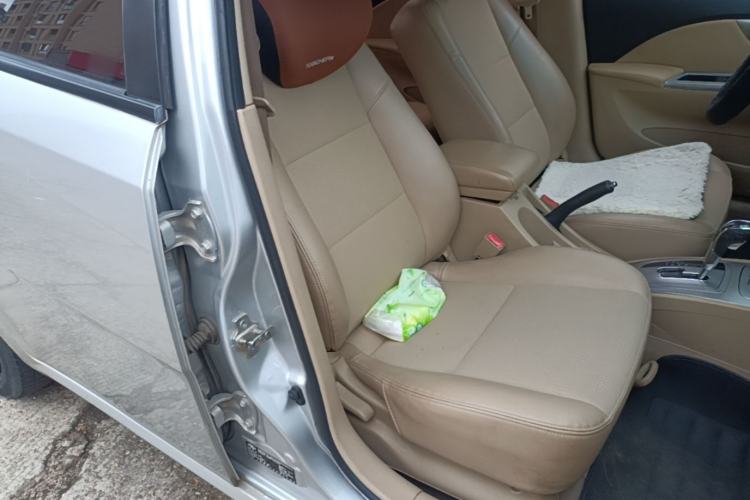Used Buick Excelle 2013 1.5L Automatic Classic Model Right Front Seat