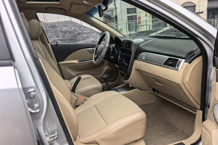 Used Buick Excelle 2013 1.5L Manual Classic Model Right Front Seat