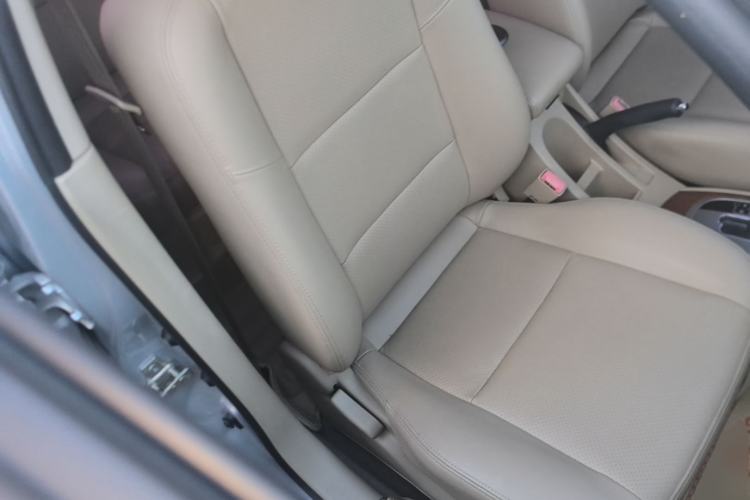Used Buick Excelle 2013 1.5L Automatic Luxury Model Right Front Seat