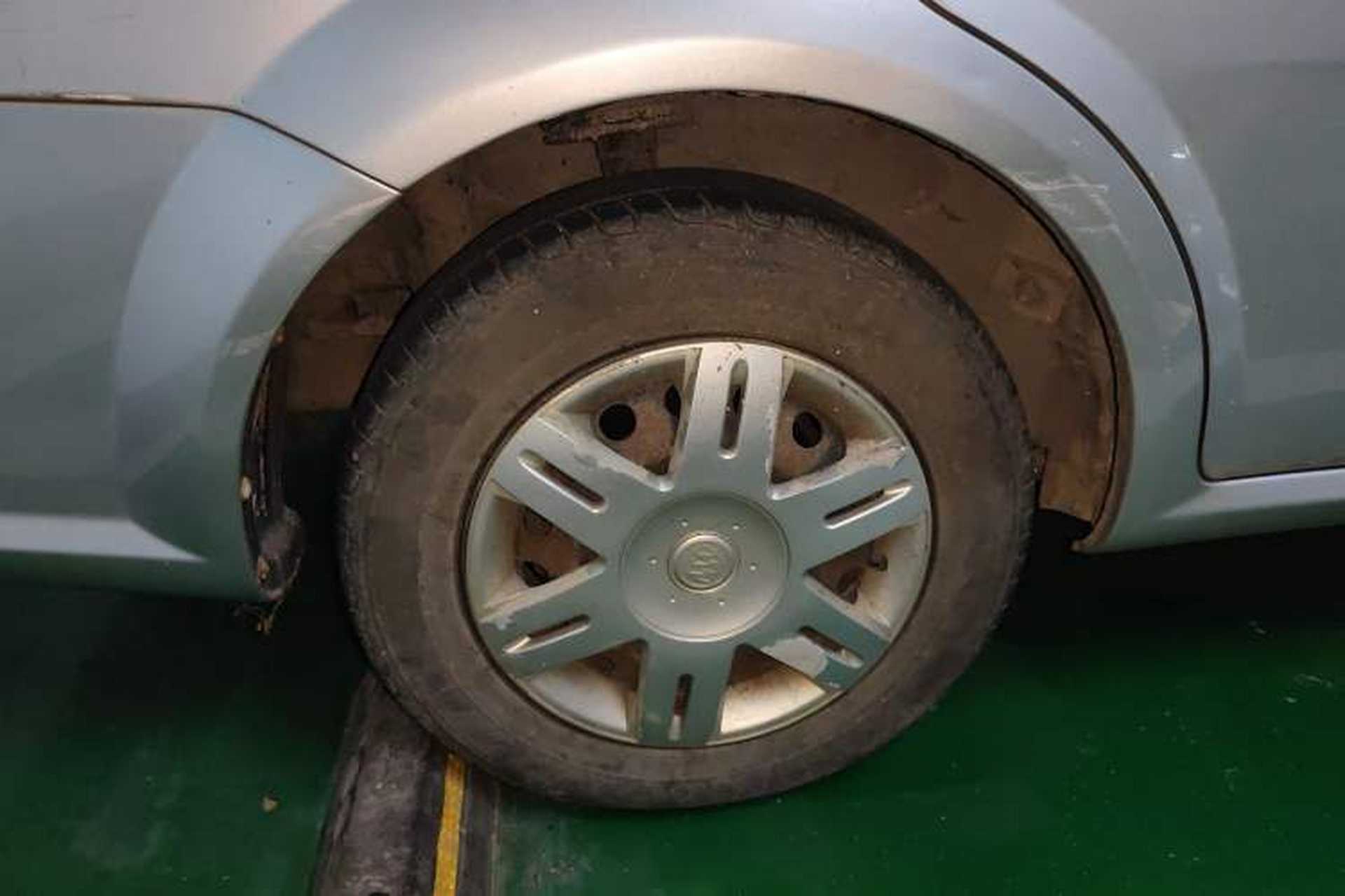 Used Buick Excelle 2013 1.5L Manual Classic Model Right Front Wheel Hub