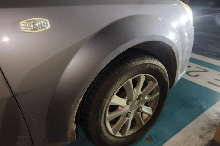 Used Buick Excelle 2013 1.5L Manual Classic Model Right Front Wheel Hub