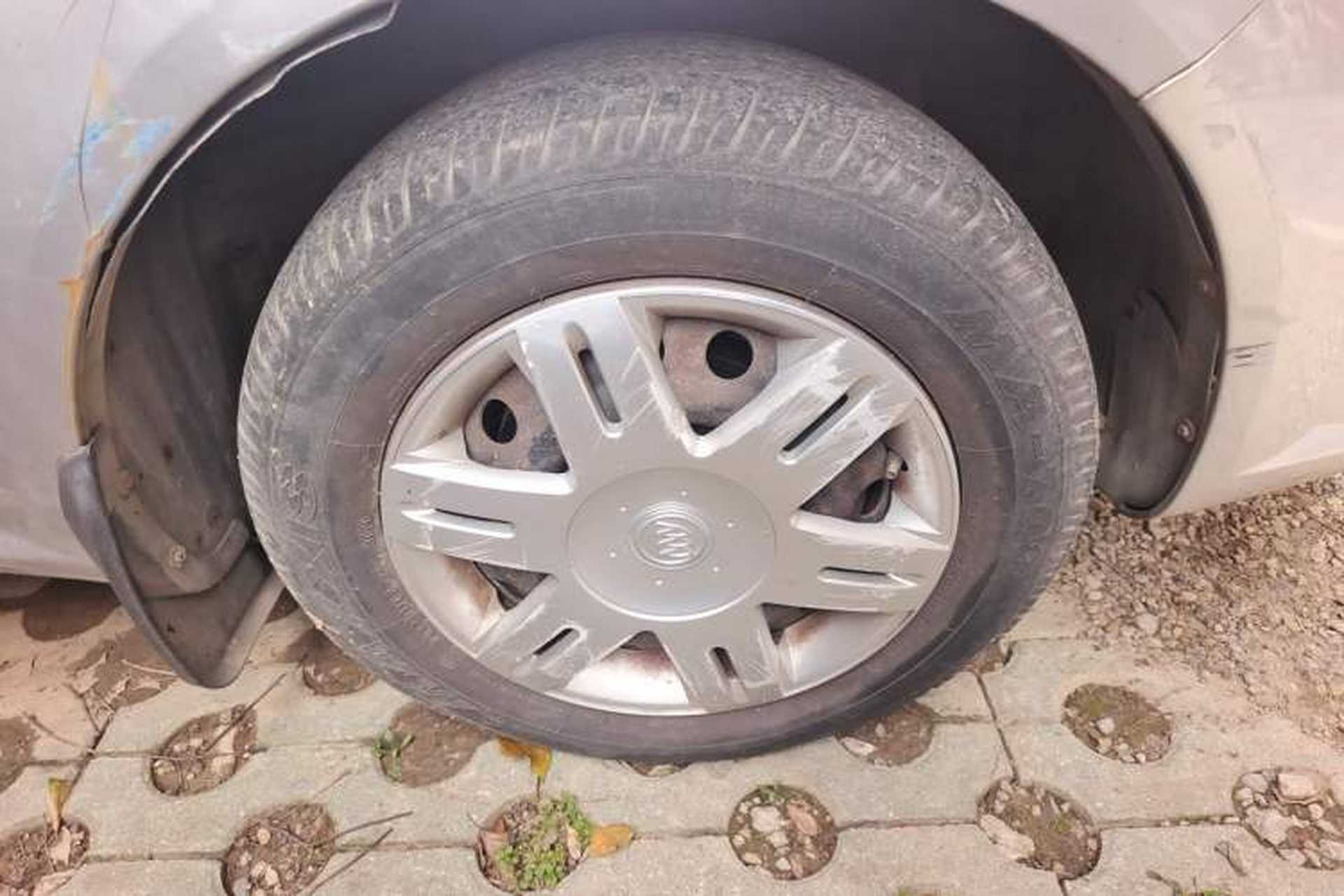 Used Buick Excelle 2013 1.5L Automatic Classic Model Right Front Wheel Hub
