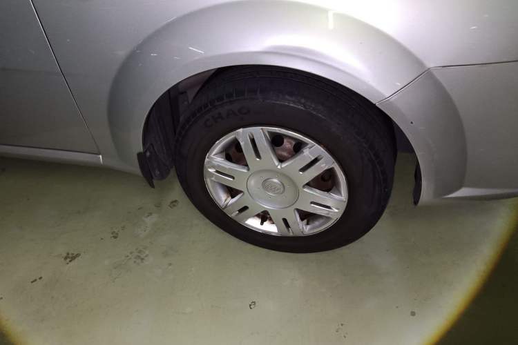 Used Buick Excelle 2013 1.5L Manual Classic Model Right Front Wheel Hub