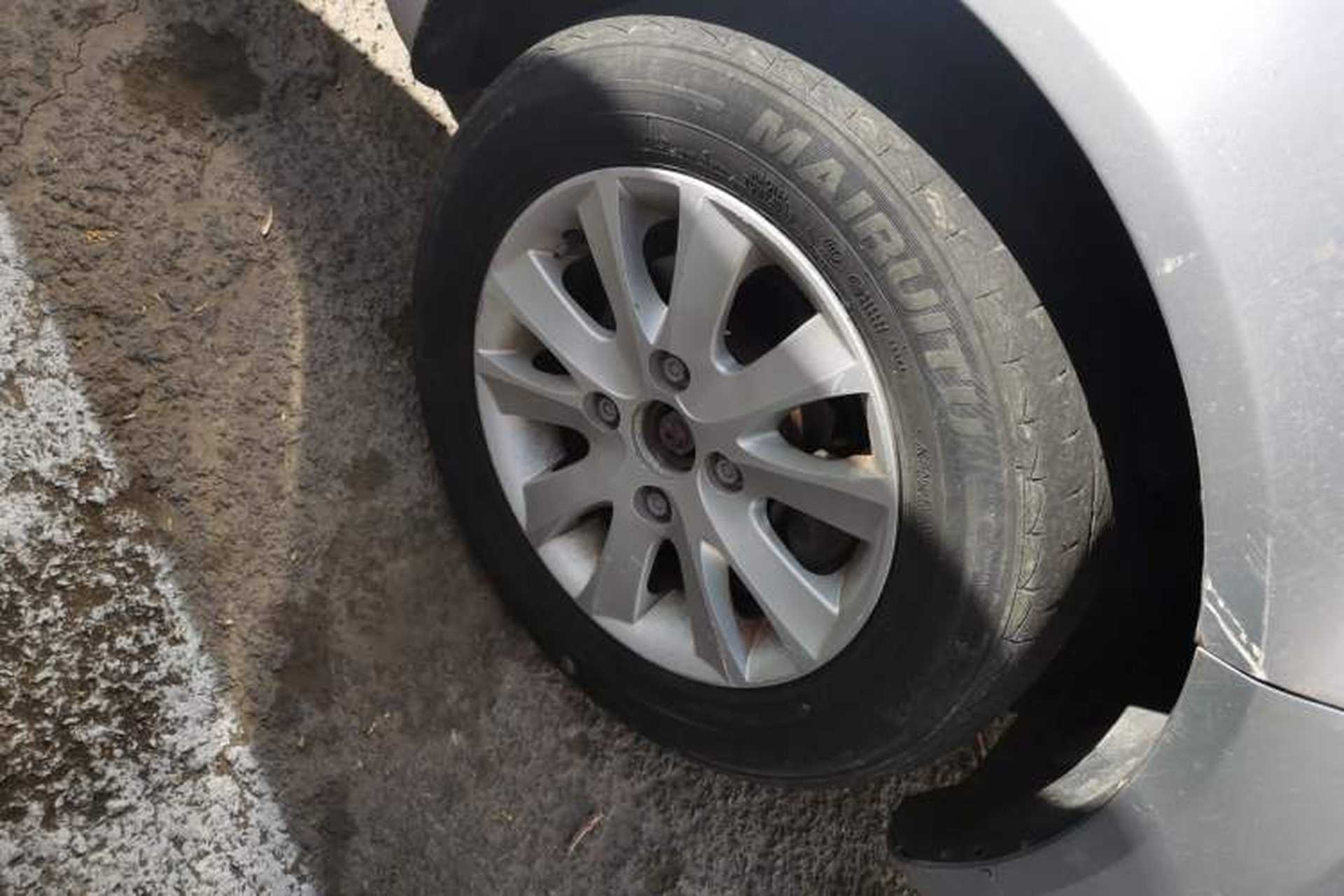 Used Buick Excelle 2013 1.5L Automatic Classic Model Right Front Wheel Hub