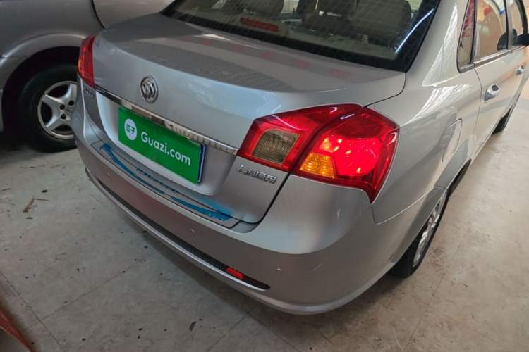 Used Buick Excelle 2013 1.5L Automatic Classic Model Right Rear Taillight
