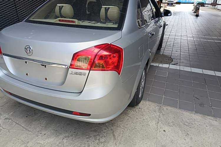 Used Buick Excelle 2013 1.5L Manual Classic Model Right Rear Taillight