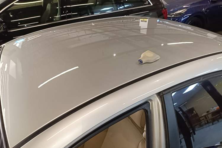 Used Buick Excelle 2013 1.5L Automatic Classic Model Roof