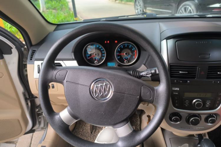 Used Buick Excelle 2013 1.5L Automatic Classic Model Steering Wheel