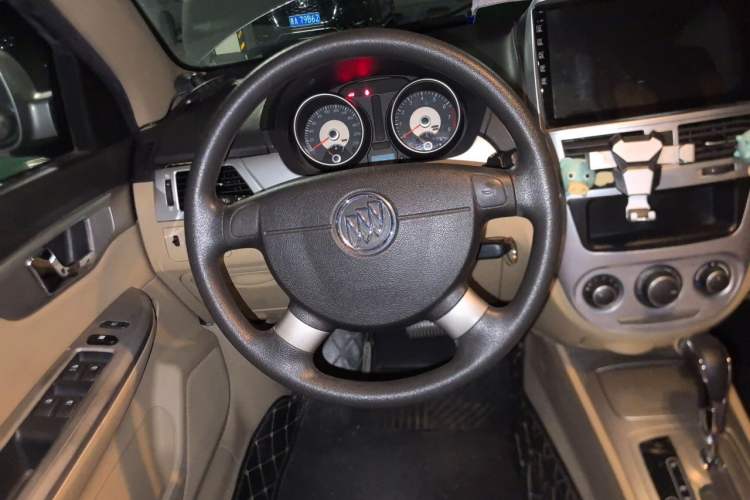 Used Buick Excelle 2013 1.5L Automatic Classic Model Steering Wheel