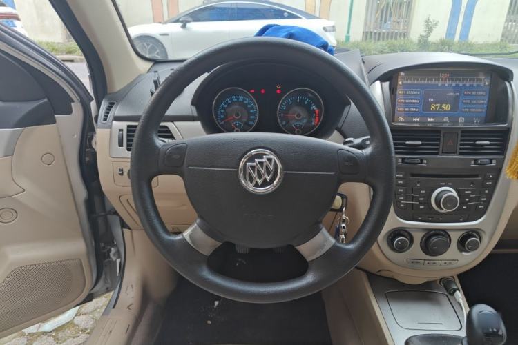 Used Buick Excelle 2013 1.5L Manual Classic Model Steering Wheel