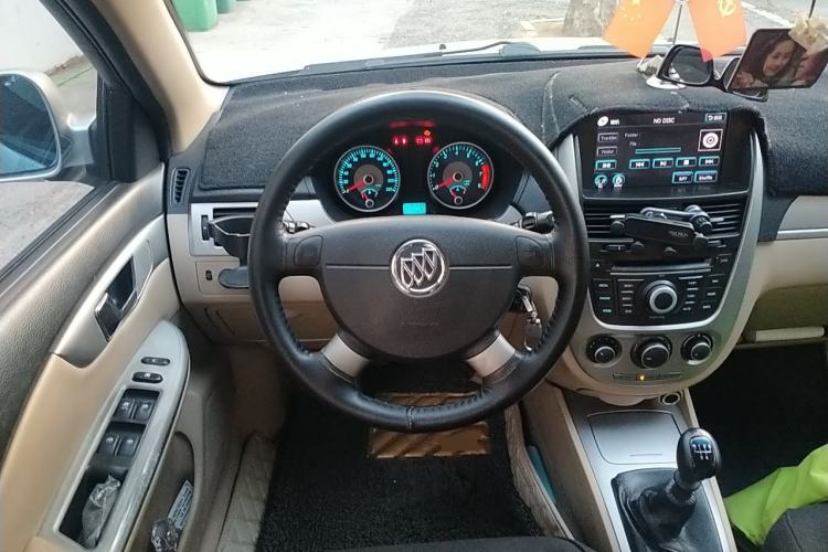 Used Buick Excelle 2013 1.5L Manual Luxury Model Steering Wheel