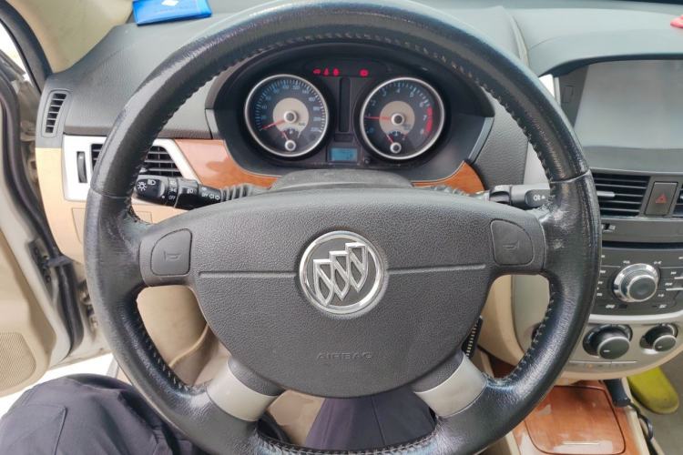 Used Buick Excelle 2013 1.5L Manual Luxury Model Steering Wheel