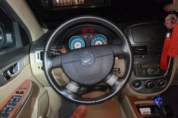 Used Buick Excelle 2013 1.5L Manual Luxury Model Steering Wheel