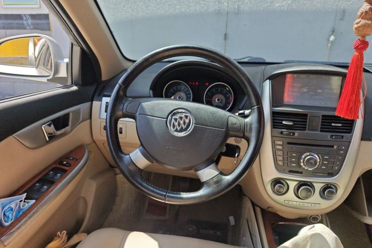 Used Buick Excelle 2013 1.5L Manual Luxury Model Steering Wheel