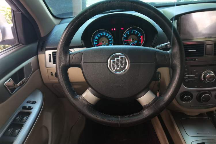 Used Buick Excelle 2013 1.5L Automatic Classic Model Steering Wheel