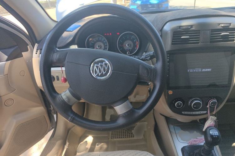 Used Buick Excelle 2013 1.5L Manual Classic Model Steering Wheel