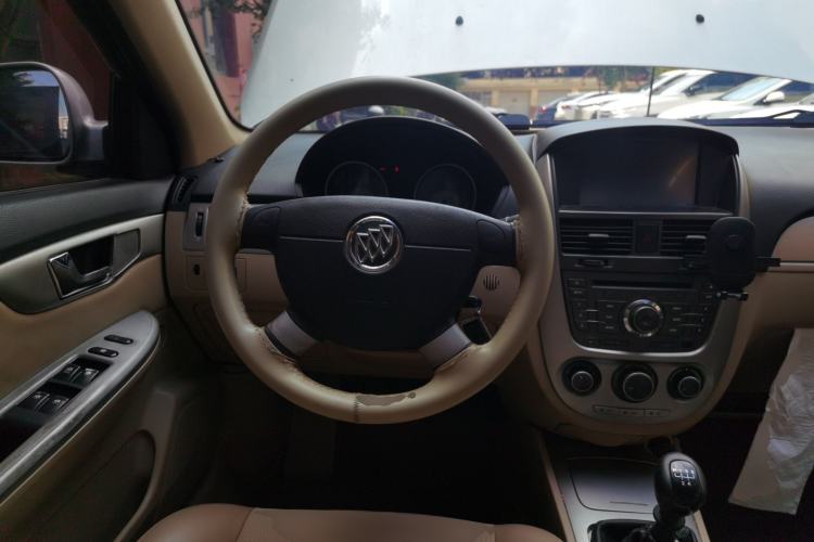 Used Buick Excelle 2013 1.5L Manual Classic Model Steering Wheel