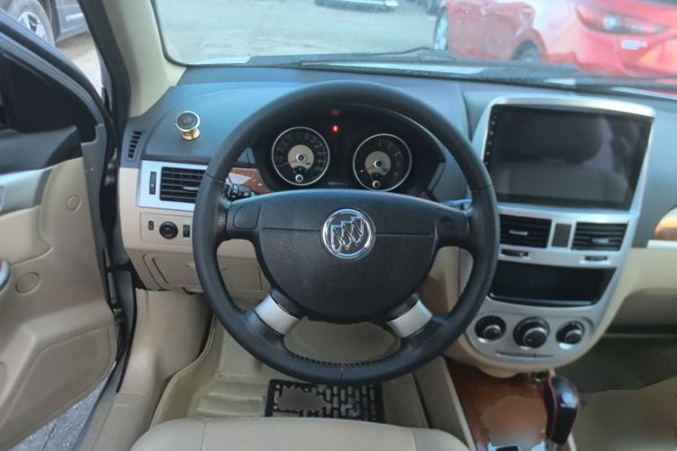 Used Buick Excelle 2013 1.5L Automatic Luxury Model Steering Wheel