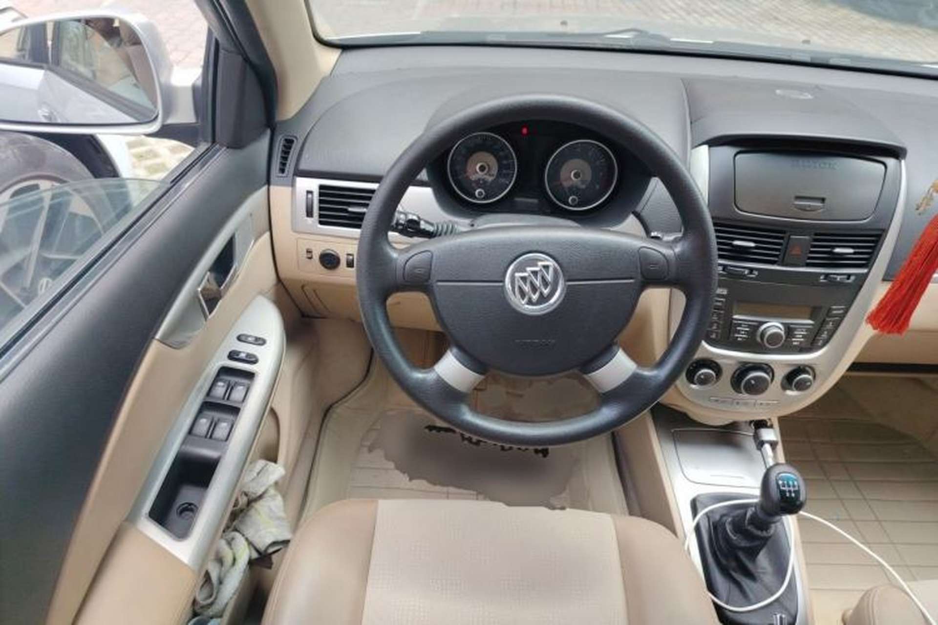 Used Buick Excelle 2013 1.5L Manual Classic Model Steering Wheel