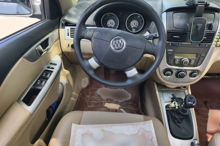 Used Buick Excelle 2013 1.5L Manual Classic Model Steering Wheel