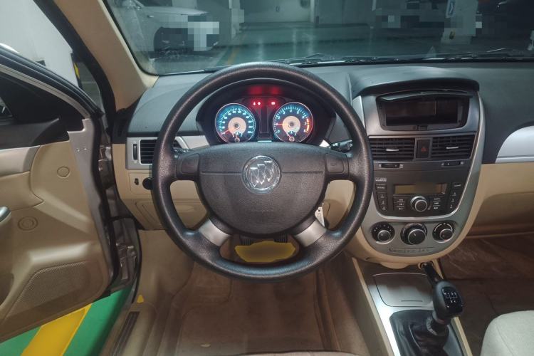 Used Buick Excelle 2013 1.5L Manual Classic Model Steering Wheel