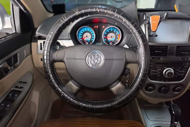 Used Buick Excelle 2013 1.5L Automatic Classic Model Steering Wheel
