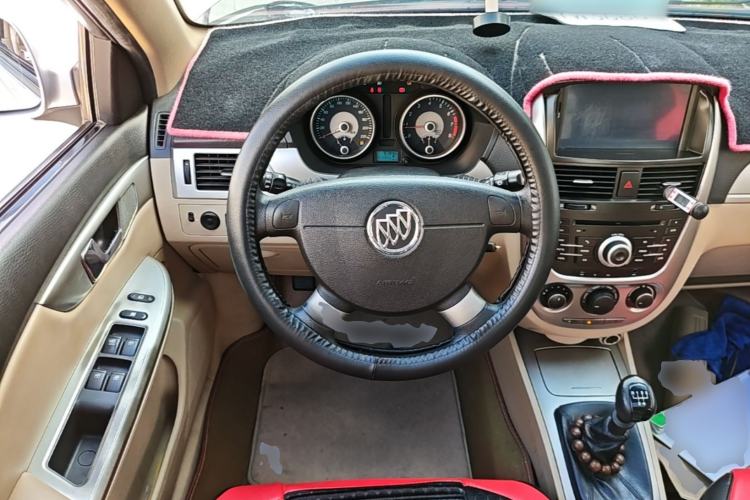Used Buick Excelle 2013 1.5L Manual Classic Model Steering Wheel