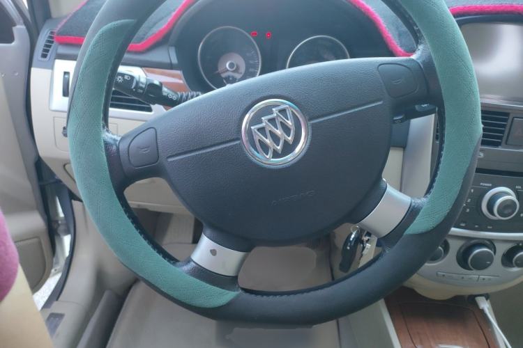 Used Buick Excelle 2013 1.5L Manual Luxury Model Steering Wheel