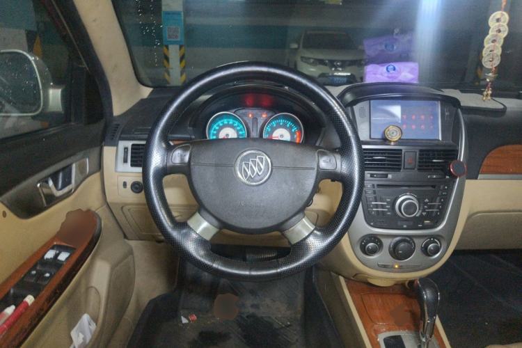 Used Buick Excelle 2013 1.5L Automatic Luxury Model Steering Wheel