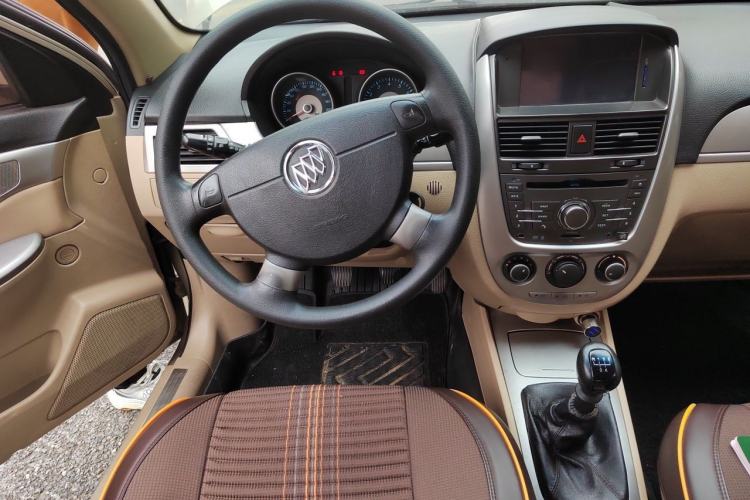 Used Buick Excelle 2013 1.5L Manual Classic Model Steering Wheel