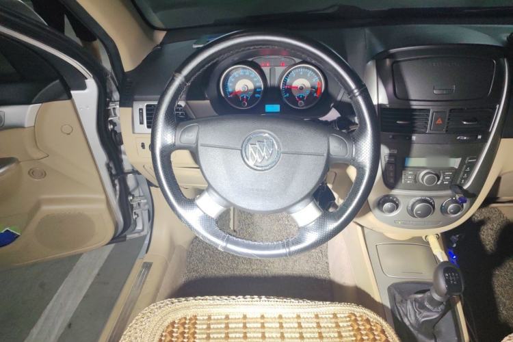 Used Buick Excelle 2013 1.5L Manual Classic Model Steering Wheel