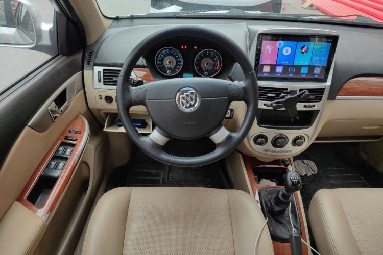 Used Buick Excelle 2013 1.5L Manual Luxury Model Steering Wheel