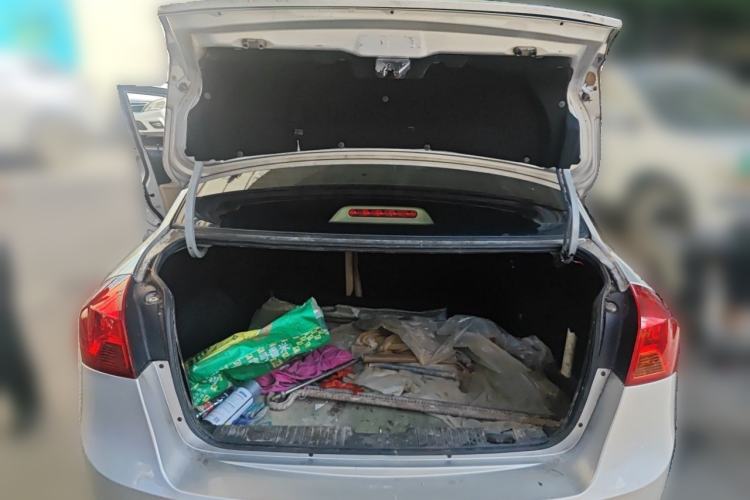Used Buick Excelle 2013 1.5L Automatic Classic Model Trunk