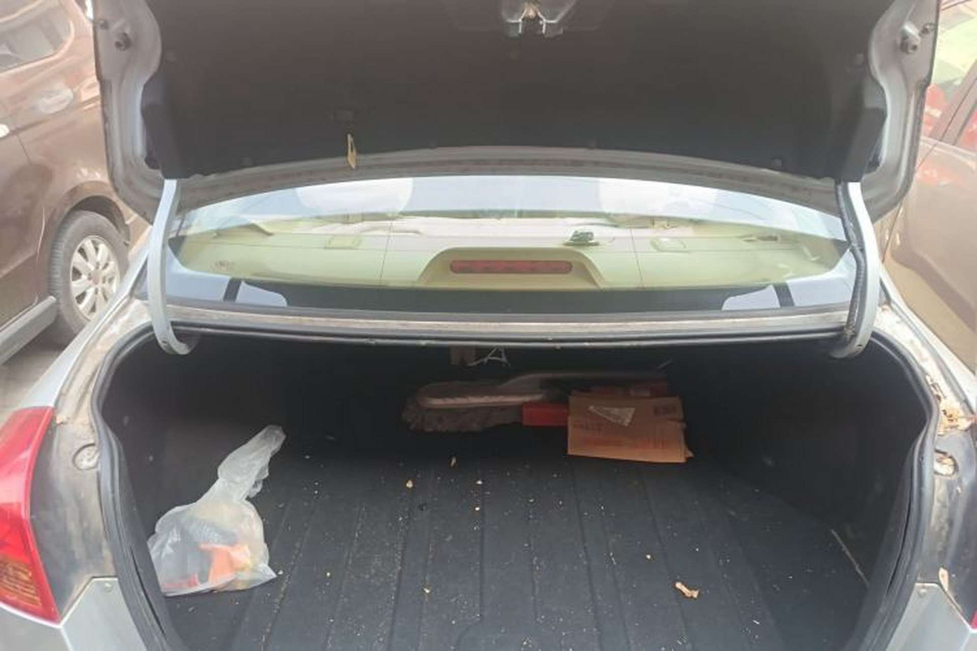 Used Buick Excelle 2013 1.5L Automatic Classic Model Trunk