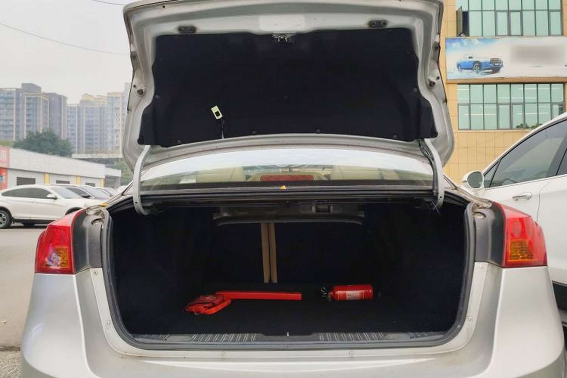 Used Buick Excelle 2013 1.5L Automatic Classic Model Trunk
