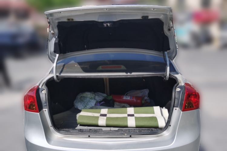 Used Buick Excelle 2013 1.5L Manual Luxury Model Trunk