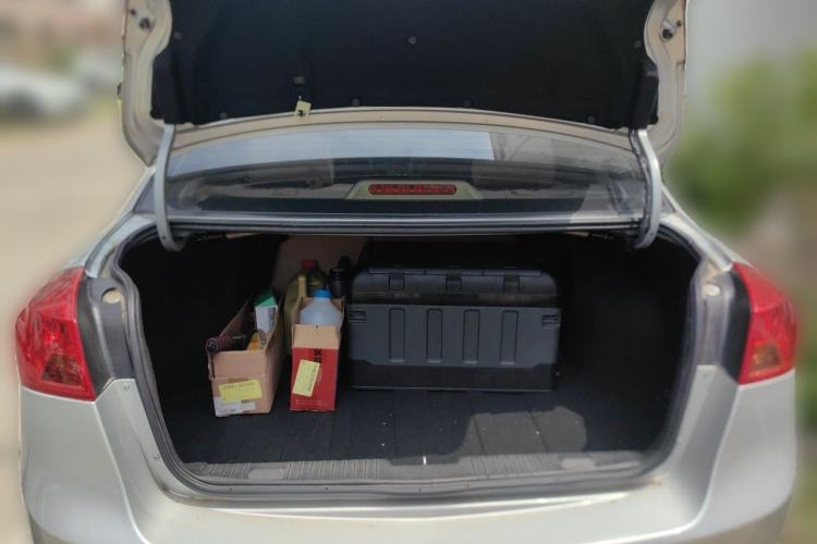 Used Buick Excelle 2013 1.5L Manual Classic Model Trunk