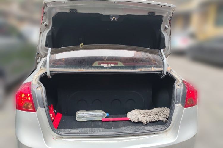 Used Buick Excelle 2013 1.5L Automatic Classic Model Trunk
