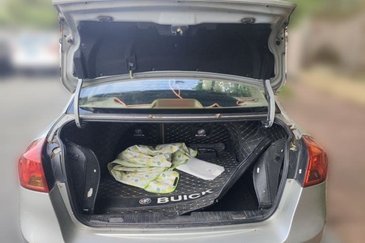 Used Buick Excelle 2013 1.5L Automatic Classic Model Trunk