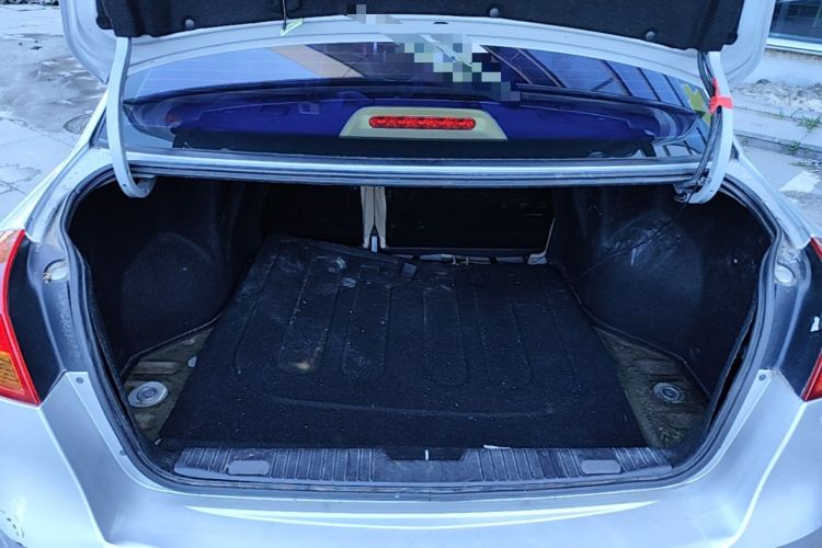 Used Buick Excelle 2013 1.5L Manual Classic Model Trunk