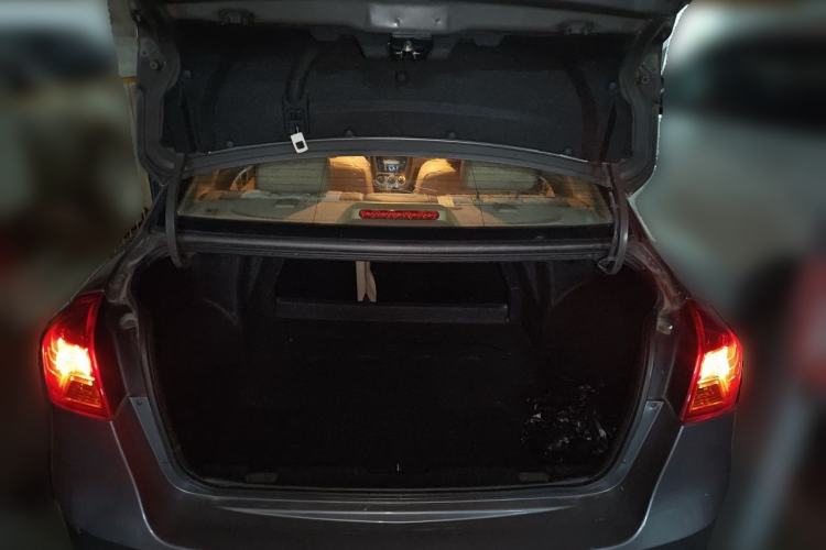 Used Buick Excelle 2013 1.5L Automatic Classic Model Trunk