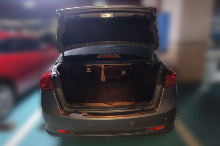 Used Buick Excelle 2013 1.5L Manual Classic Model Trunk